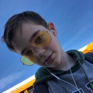 Meet your Posher, Zach